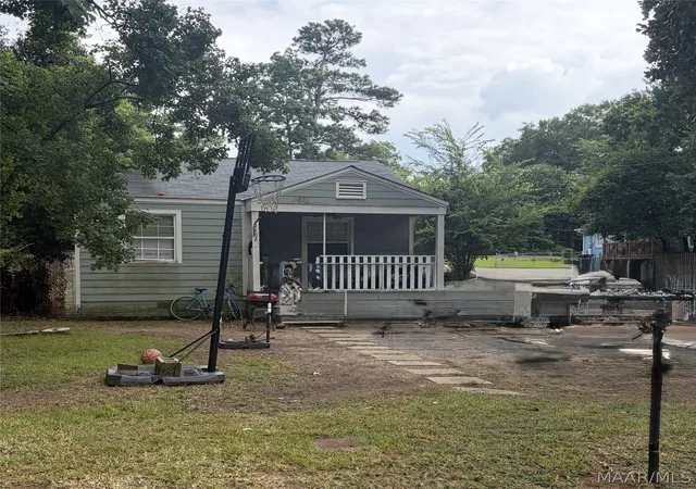 Photo 1 of Single family home for sale at 2402 E 6th Street, Montgomery, AL 36106 | MLS# 588767 | Listing updated on 2026-09-02