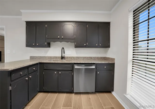 Photo 2 of Single family home for sale at 3938 Beardsley Dr, Montgomery, AL 36109 | MLS# 588770 | Listing updated on 2026-09-05