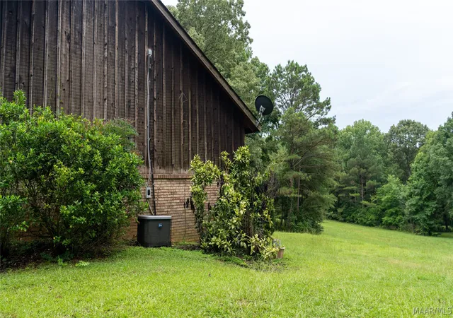 Photo 3 of Single family home for sale at 4388 County Rd 5, Thorsby, AL 35171 | MLS# 588773 | Listing updated on 2026-09-07