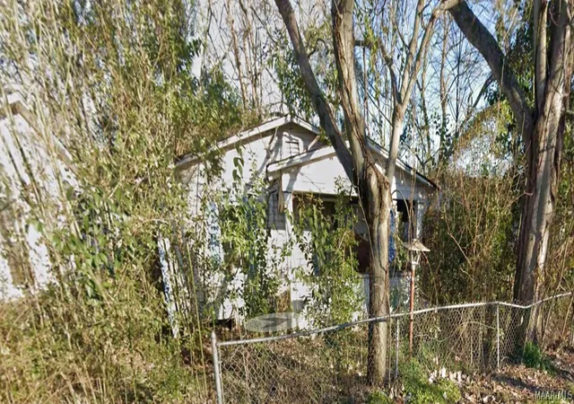 Photo 1 of Single family home for sale at 1516 Helen St, Selma, AL 36703 | MLS# 588749 | Listing updated on 2026-09-10