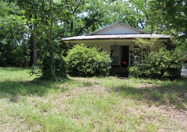 Photo 2 of Single family home for sale at 8543 Pineapple Hwy, Greenville, AL 36037 | MLS# 588764 | Listing updated on 2026-09-04