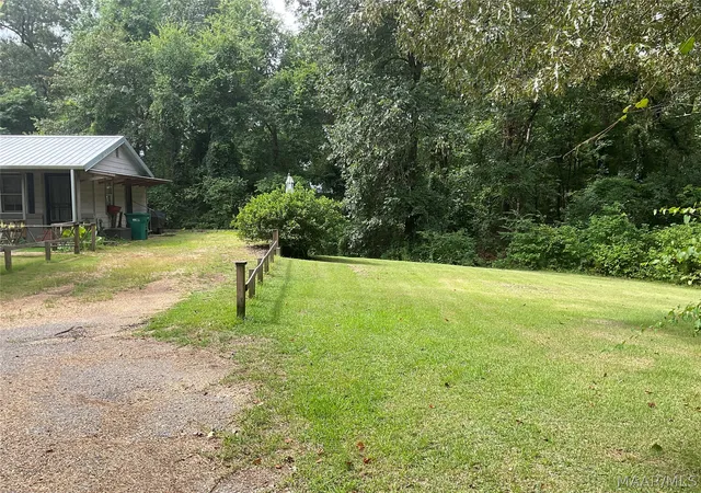 Photo 4 of Single family home for sale at 91 Martin St, Tallassee, AL 36078 | MLS# 588816 | Listing updated on 2026-09-03