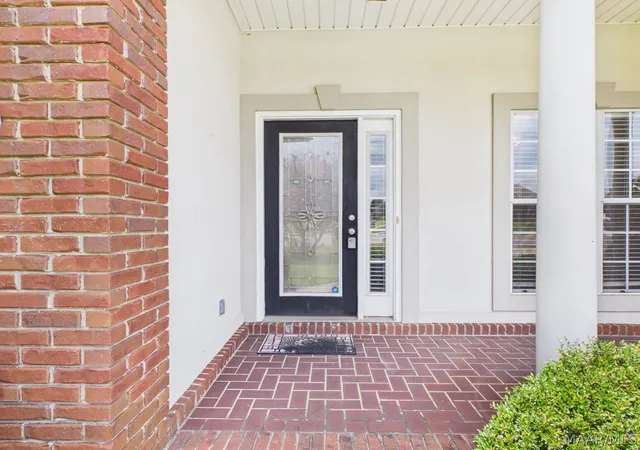 Photo 3 of Sale Pending at 1734 Windermere Ave, Prattville, AL 36066 | MLS# 588870 | Listing updated on 2026-09-28