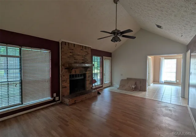 Photo 3 of Single family home for sale at 901 Rialto Dr, Montgomery, AL 36117 | MLS# 588896 | Listing updated on 2026-09-10