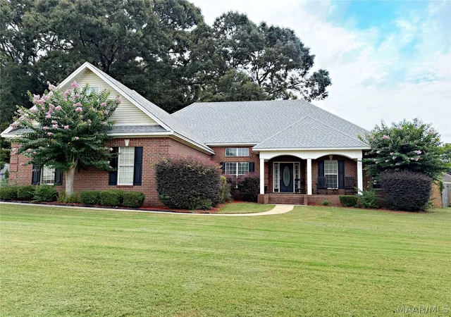 Photo 1 of Single family home for sale at 1154 Old Ware Rd, Wetumpka, AL 36093 | MLS# 588932 | Listing updated on 2026-09-05