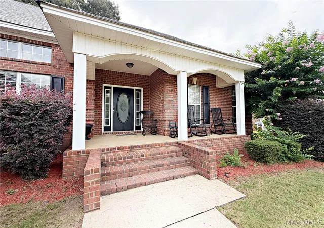 Photo 2 of Single family home for sale at 1154 Old Ware Rd, Wetumpka, AL 36093 | MLS# 588932 | Listing updated on 2026-09-05