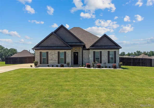 Photo 2 of Single family home for sale at 45 Preserve Ridge Ln, Wetumpka, AL 36092 | MLS# 588862 | Listing updated on 2026-09-02
