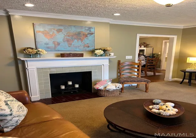 Photo 3 of Single family home for sale at 136 Dalraida Rd, Montgomery, AL 36109 | MLS# 588938 | Listing updated on 2026-09-04
