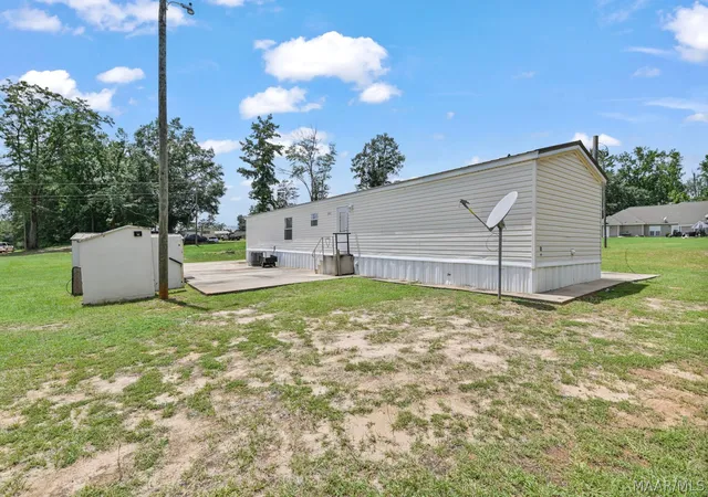 Photo 3 of Manufactured home for sale at 694 County Rd 33, Prattville, AL 36067 | MLS# 588946 | Listing updated on 2026-09-10