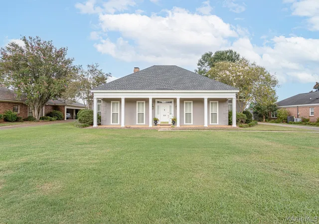 Photo 1 of Single family home for sale at 529 County Downs Rd, Montgomery, AL 36109 | MLS# 588950 | Listing updated on 2026-10-07