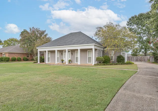 Photo 2 of Single family home for sale at 529 County Downs Rd, Montgomery, AL 36109 | MLS# 588950 | Listing updated on 2026-10-07