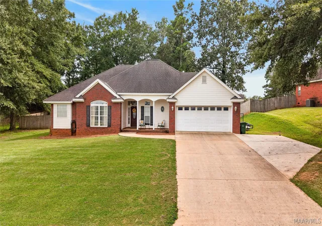 Photo 1 of Single family home for sale at 93 Clover Hl Dr, Greenville, AL 36037 | MLS# 588980 | Listing updated on 2026-09-04