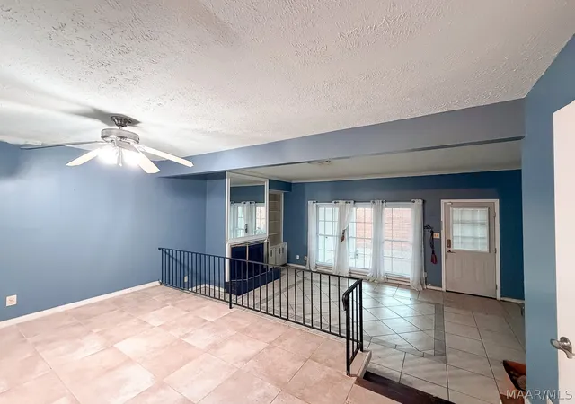 Photo 3 of Townhouse for sale at 2076 Rexford Rd, Montgomery, AL 36116 | MLS# 589030 | Listing updated on 2026-09-05