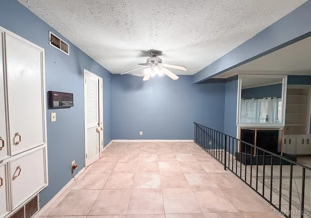 Photo 3 of Townhouse for sale at 2076 Rexford Rd, Montgomery, AL 36116 | MLS# 589030 | Listing updated on 2026-09-05