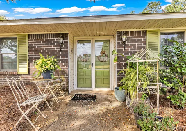 Photo 4 of Single family home for sale at 206 Poplar St, Prattville, AL 36066 | MLS# 589010 | Listing updated on 2026-10-01