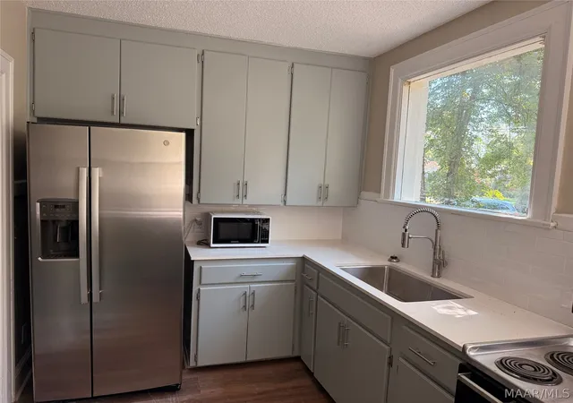 Photo 3 of Single family home for sale at 3318 Wilmington Rd, Montgomery, AL 36105 | MLS# 589038 | Listing updated on 2026-09-10