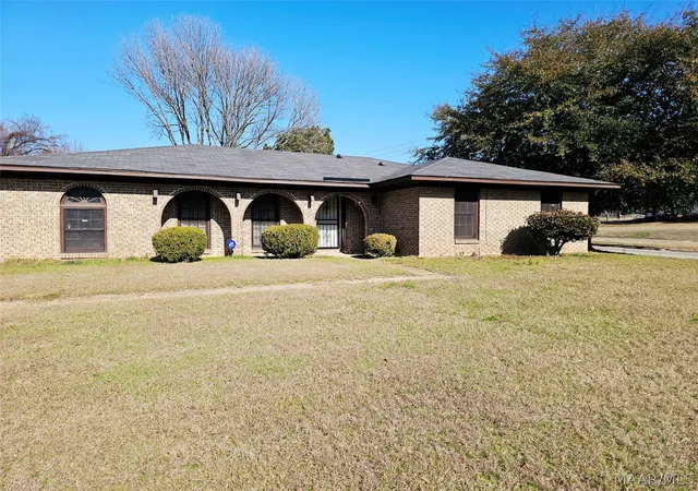 Photo 1 of Single family home for sale at 2300 Chappell St, Montgomery, AL 36108 | MLS# 589045 | Listing updated on 2026-09-02
