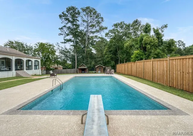 Photo 1 of Single family home for sale at 531 Gilmer Ave, Tallassee, AL 36078 | MLS# 589016 | Listing updated on 2026-10-04