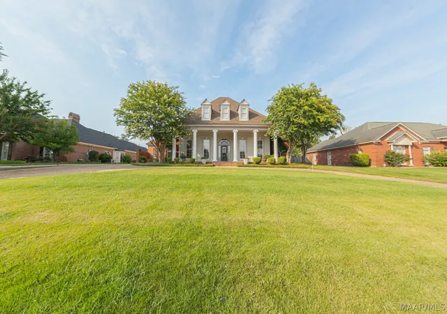 Photo 1 of Sale Pending at 3713 Everest Dr, Montgomery, AL 36106 | MLS# 589078 | Listing updated on 2026-09-10