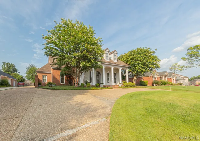 Photo 3 of Sale Pending at 3713 Everest Dr, Montgomery, AL 36106 | MLS# 589078 | Listing updated on 2026-09-10