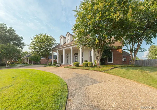 Photo 3 of Sale Pending at 3713 Everest Dr, Montgomery, AL 36106 | MLS# 589078 | Listing updated on 2026-09-10