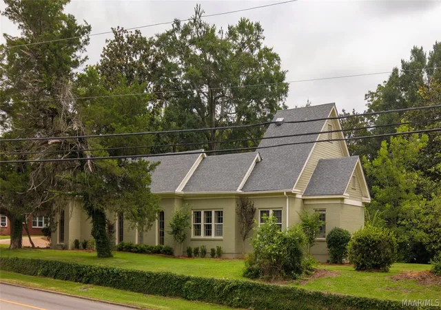 Photo 2 of Single family home for sale at 820 Fort Dale Rd, Greenville, AL 36037 | MLS# 589077 | Listing updated on 2026-09-03