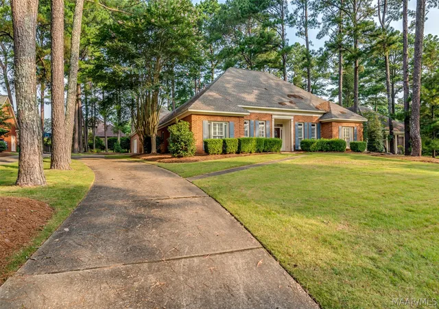 Photo 3 of Single family home for sale at 7624 Wynlakes Blvd, Montgomery, AL 36117 | MLS# 589141 | Listing updated on 2026-09-03