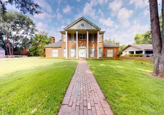 Photo 1 of Single family home for sale at 1748 Croom Dr, Montgomery, AL 36106 | MLS# 588725 | Listing updated on 2026-09-08