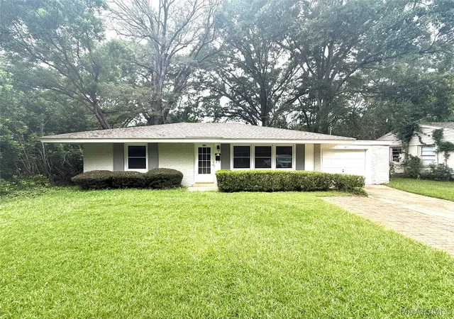 Photo 1 of Single family home for sale at 3247 Willow Ln Dr, Montgomery, AL 36109 | MLS# 589209 | Listing updated on 2026-09-04