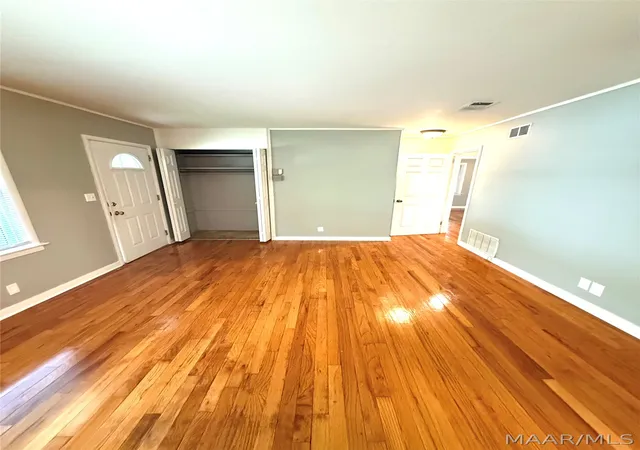 Photo 2 of Single family home for sale at 3247 Willow Ln Dr, Montgomery, AL 36109 | MLS# 589209 | Listing updated on 2026-09-04