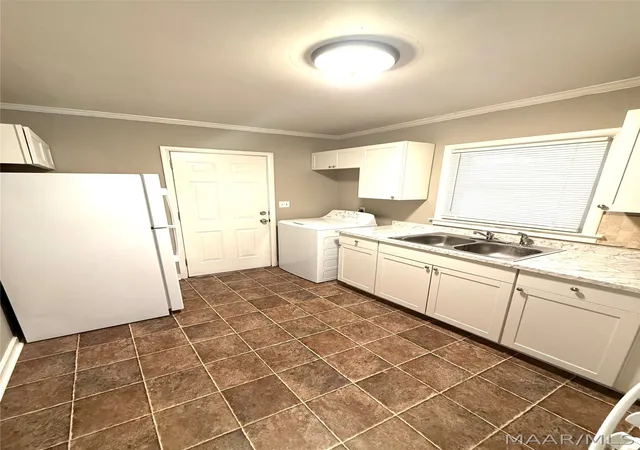 Photo 3 of Single family home for sale at 3247 Willow Ln Dr, Montgomery, AL 36109 | MLS# 589209 | Listing updated on 2026-09-04
