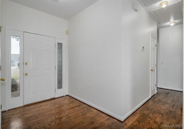 Photo 3 of Single family home for sale at 901 Hallwood Ln, Montgomery, AL 36117 | MLS# 589222 | Listing updated on 2026-09-10