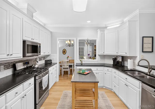 Photo 3 of Single family home for sale at 147 River Chase Ct, Wetumpka, AL 36092 | MLS# 589230 | Listing updated on 2026-09-10