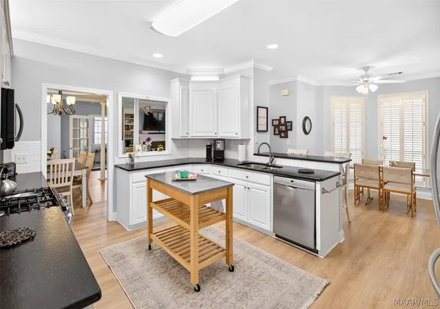 Photo 3 of Single family home for sale at 147 River Chase Ct, Wetumpka, AL 36092 | MLS# 589230 | Listing updated on 2026-09-10