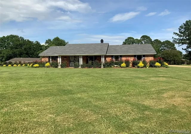 Photo 1 of Single family home for sale at 101 Natchez Ct, Montgomery, AL 36117 | MLS# 588925 | Listing updated on 2026-09-07