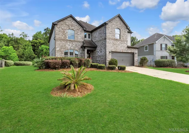 Photo 3 of Single family home for sale at 5868 Blevins Cir, Montgomery, AL 36116 | MLS# 588924 | Listing updated on 2026-09-04