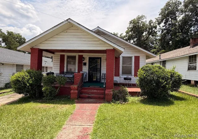 Single family home for sale at 643 Emerson St, Montgomery, AL 36108 | MLS# 589238
