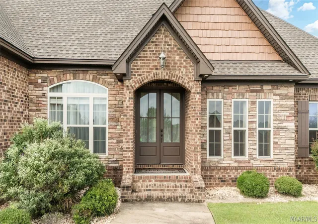 Photo 2 of Sale Pending at 952 Fireside Dr, Prattville, AL 36067 | MLS# 588700 | Listing updated on 2026-09-02