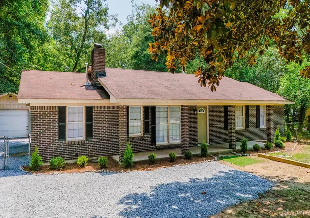 Photo 2 of Single family home for sale at 990 Highway 143, Elmore, AL 36025 | MLS# 589131 | Listing updated on 2026-09-29