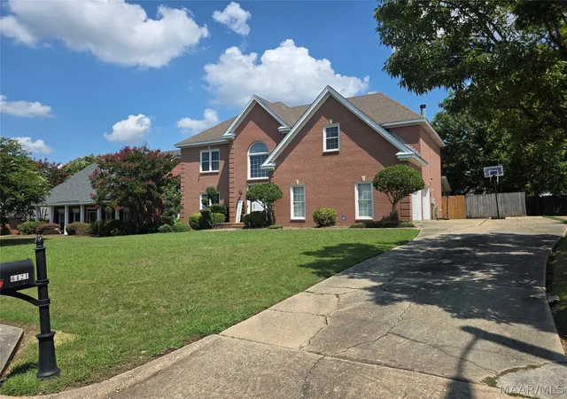 Photo 3 of Single family home for sale at 6421 Alred Ct, Montgomery, AL 36117 | MLS# 589325 | Listing updated on 2026-10-02