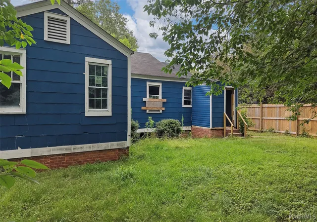 Photo 2 of Single family home for sale at 2933 Lower Wetumpka Rd, Montgomery, AL 36110 | MLS# 589065 | Listing updated on 2026-09-02