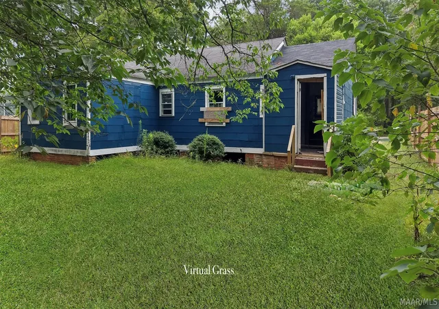 Photo 3 of Single family home for sale at 2933 Lower Wetumpka Rd, Montgomery, AL 36110 | MLS# 589065 | Listing updated on 2026-09-02