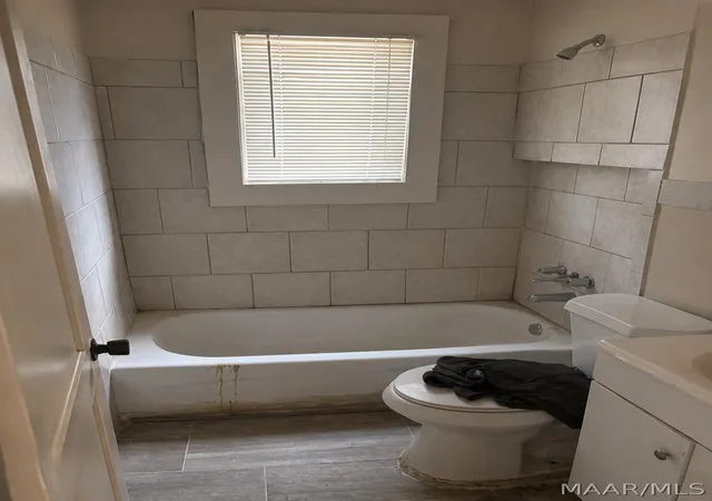 Photo 4 of Single family home for sale at 726 Alexander St, Montgomery, AL 36108 | MLS# 589431 | Listing updated on 2026-09-03