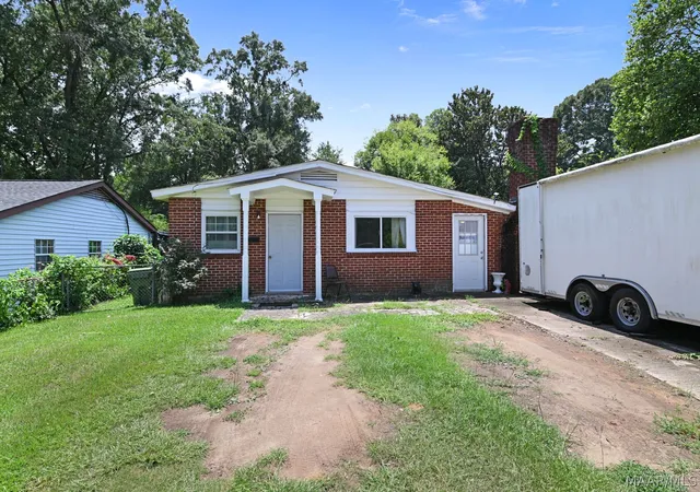 Photo 1 of Single family home for sale at 3018 Althea St, Montgomery, AL 36107 | MLS# 589405 | Listing updated on 2026-09-05