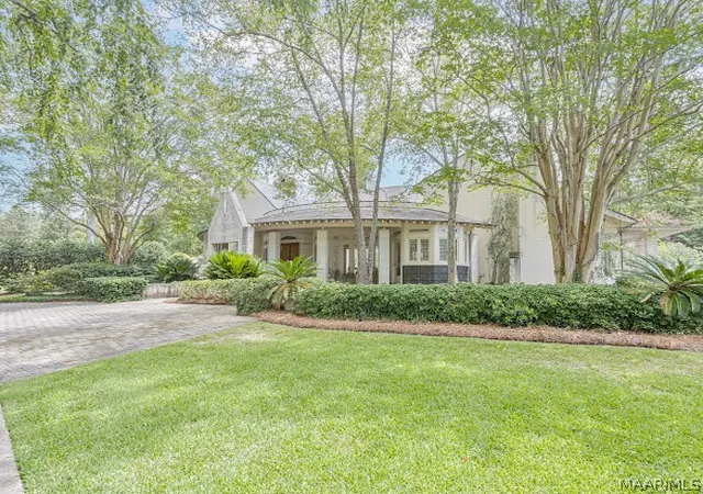 Photo 3 of Single family home for sale at 3359 Bankhead Ave, Montgomery, AL 36106 | MLS# 589210 | Listing updated on 2026-09-02