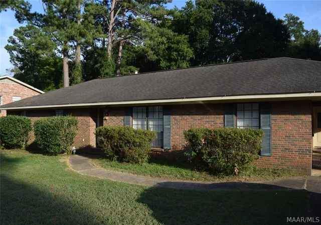 Photo 1 of Single family home for sale at 1248 Wright St, Prattville, AL 36066 | MLS# 589452 | Listing updated on 2026-09-11