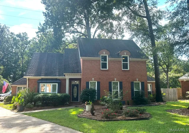 Photo 3 of Single family home for sale at 249 Charleston Ct S, Montgomery, AL 36117 | MLS# 589454 | Listing updated on 2026-09-05