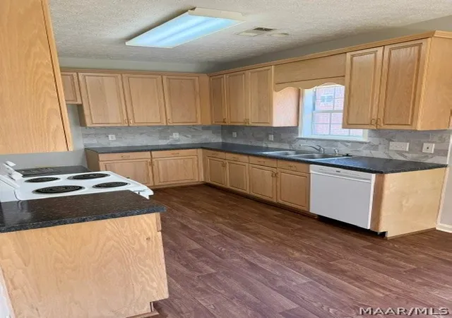 Photo 4 of Single family home for sale at 4516 Harvest Way, Montgomery, AL 36106 | MLS# 589515 | Listing updated on 2026-09-10