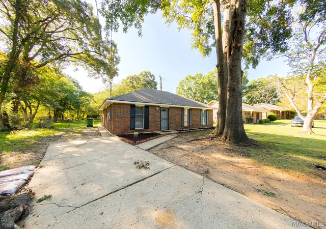 Photo 1 of Single family home for sale at 6316 Pinebrook Dr, Montgomery, AL 36117 | MLS# 589496 | Listing updated on 2026-10-07