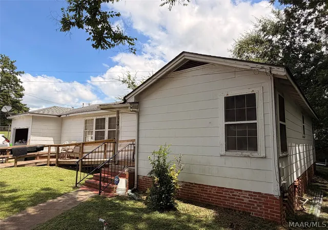 Photo 1 of Single family home for sale at 205 S Pine St, Greenville, AL 36037 | MLS# 589523 | Listing updated on 2026-08-31